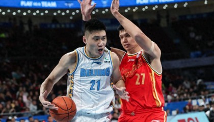 世界杯直播软件官网-李根队友加盟NBL，苏群谈升降级杜绝假球，福建签下场均25分猛将